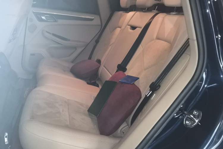 Used Porsche Macan 2014 Macan 2.0T Left Rear Seat