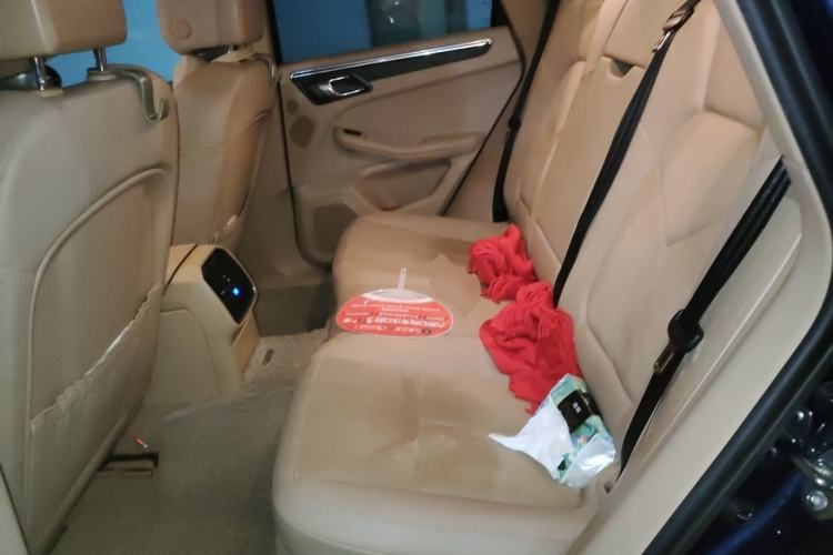 Used Porsche Macan 2014 Macan 2.0T Left Rear Seat