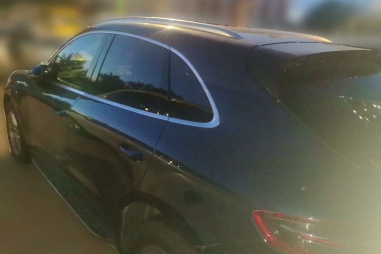 Used Porsche Macan 2014 Macan 2.0T Rear Left 45 Deg