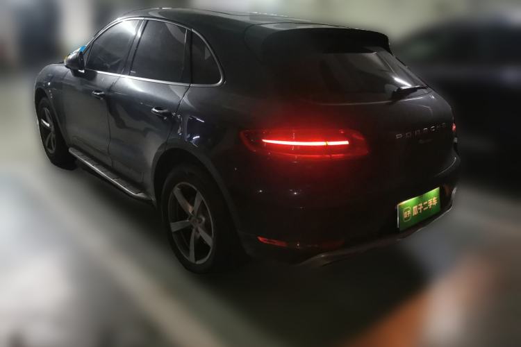 Used Porsche Macan 2014 Macan 2.0T Rear Left 45 Deg