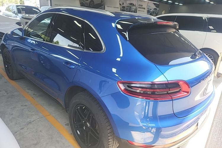 Used Porsche Macan 2014 Macan 2.0T Rear Left 45 Deg