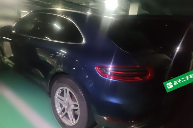 Used Porsche Macan 2014 Macan 2.0T Rear Left 45 Deg