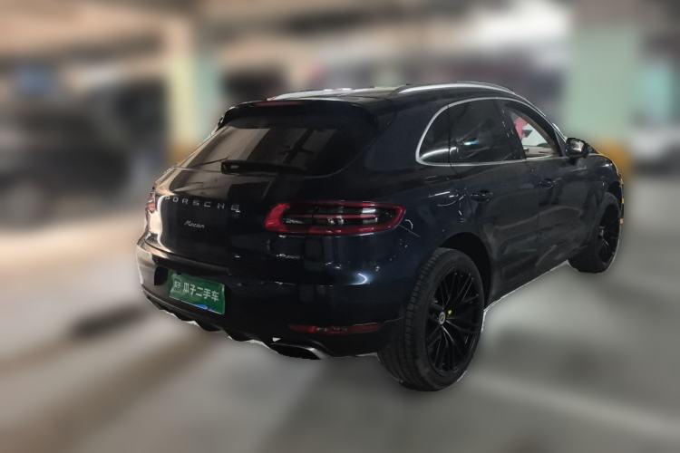 Used Porsche Macan 2014 Macan 2.0T Rear Right 45 Deg