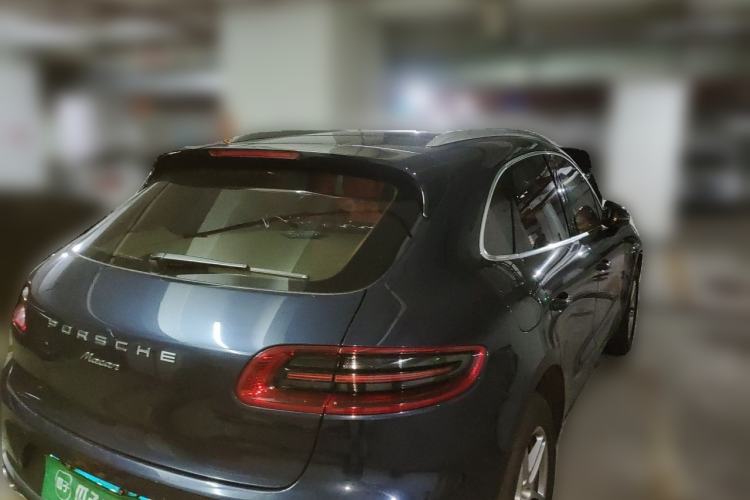 Used Porsche Macan 2014 Macan 2.0T Rear Right 45 Deg