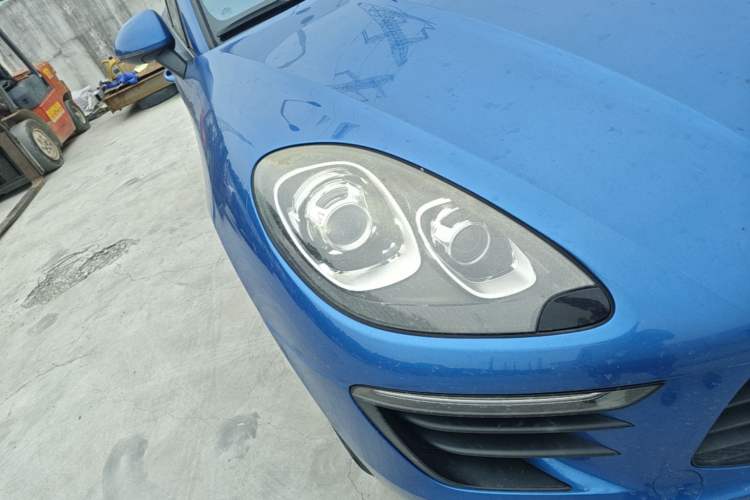 Used Porsche Macan 2014 Macan 2.0T Right Front Headlight
