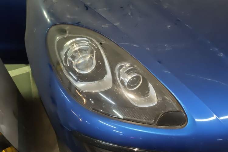 Used Porsche Macan 2014 Macan 2.0T Right Front Headlight