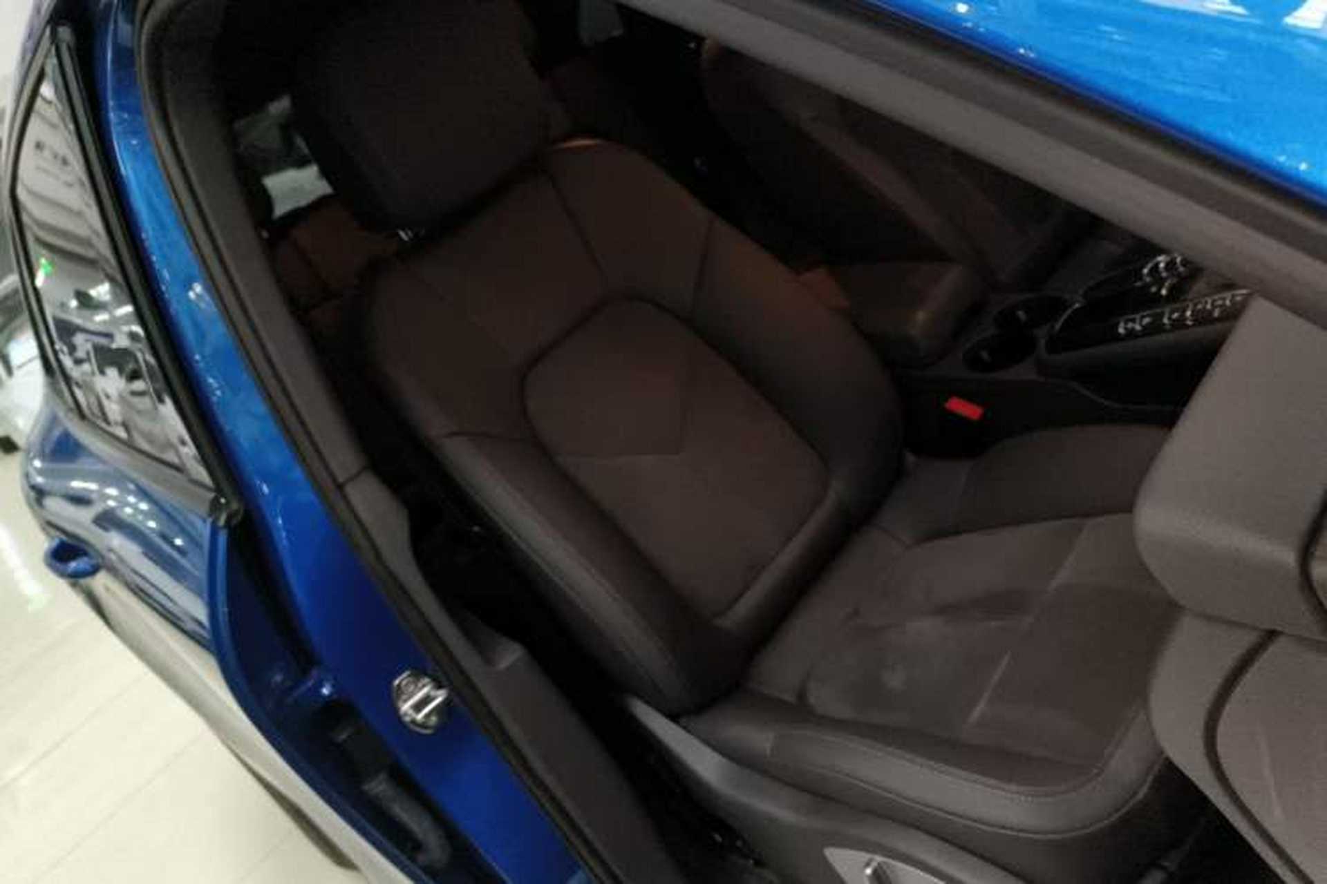 Used Porsche Macan 2014 Macan 2.0T Right Front Seat