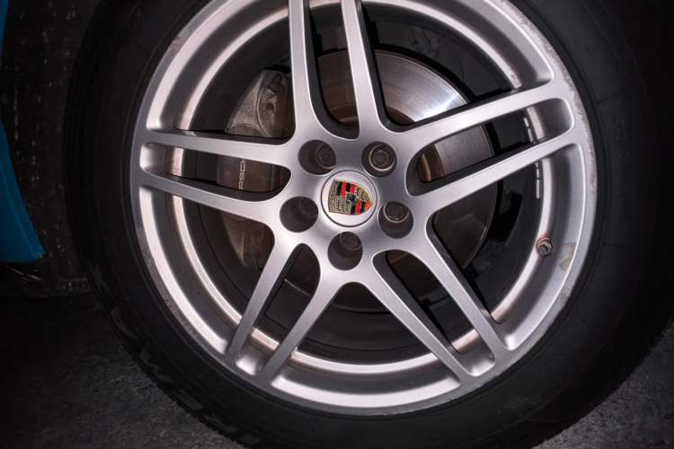 Used Porsche Macan 2014 Macan 2.0T Right Front Wheel Hub