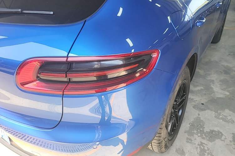 Used Porsche Macan 2014 Macan 2.0T Right Rear Taillight