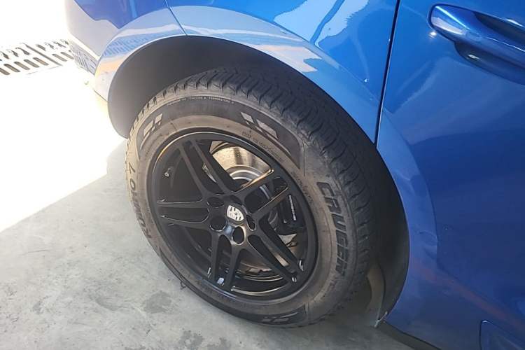 Used Porsche Macan 2014 Macan 2.0T Right Rear Wheel Hub