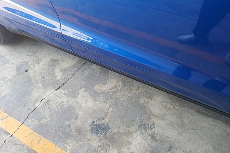 Used Porsche Macan 2014 Macan 2.0T Right Side Sill