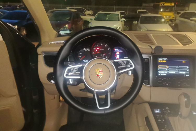 Used Porsche Macan 2014 Macan 2.0T Steering Wheel