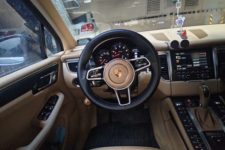 Used Porsche Macan 2014 Macan 2.0T Steering Wheel