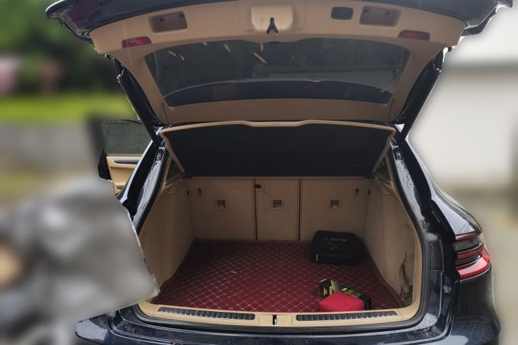 Used Porsche Macan 2014 Macan 2.0T Trunk