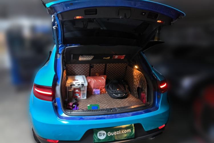 Used Porsche Macan 2014 Macan 2.0T Trunk