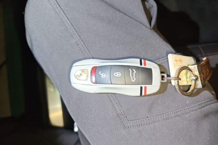 Used Porsche Macan 2014 Macan 2.0T Vehicle Key