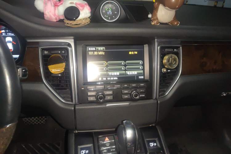 Used Porsche Macan 2014 Macan S 3.0T Audio And AC Panel