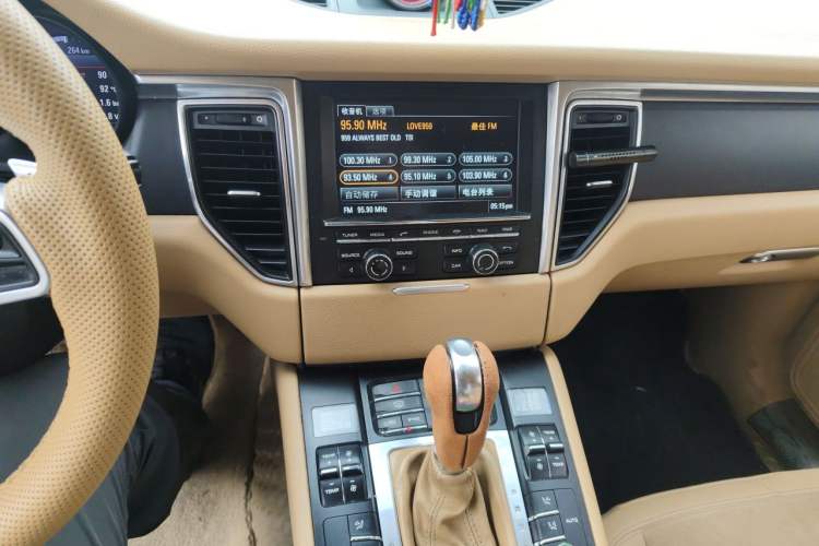 Used Porsche Macan 2014 Macan 2.0T Audio And AC Panel