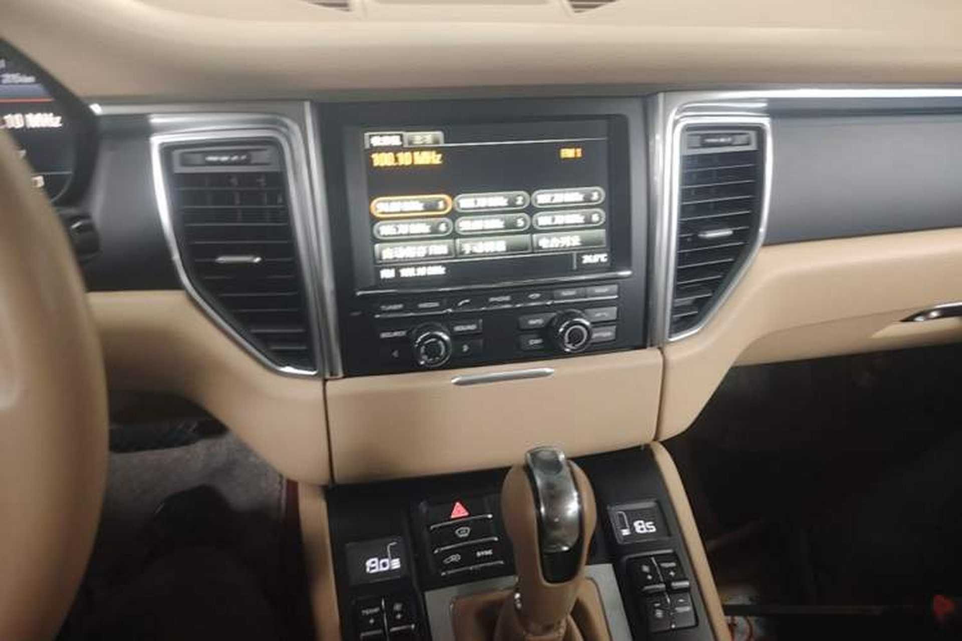 Used Porsche Macan 2014 Macan 2.0T Audio And AC Panel