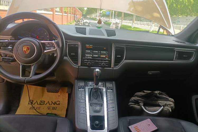 Used Porsche Macan 2014 Macan 2.0T Audio And AC Panel