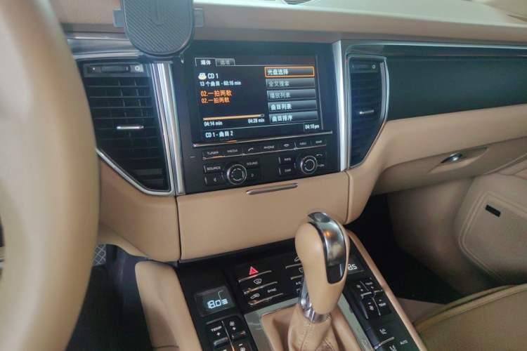 Used Porsche Macan 2014 Macan 2.0T Audio And AC Panel