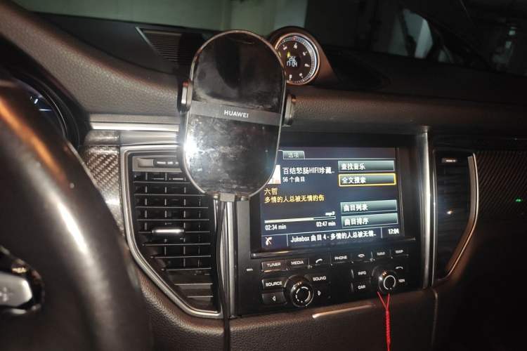 Used Porsche Macan 2014 Macan S 3.0T Audio And AC Panel