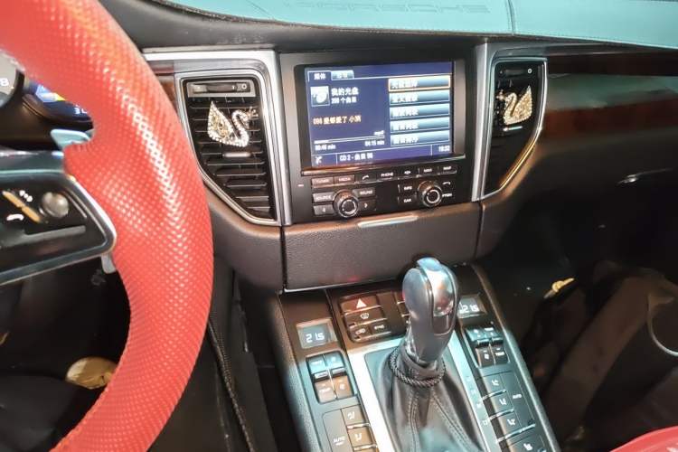 Used Porsche Macan 2014 Macan S 3.0T Audio And AC Panel
