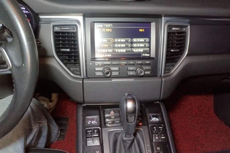 Used Porsche Macan 2014 Macan 2.0T Audio And AC Panel