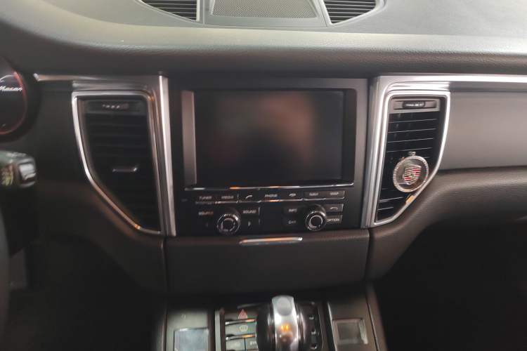 Used Porsche Macan 2014 Macan 2.0T Audio And AC Panel