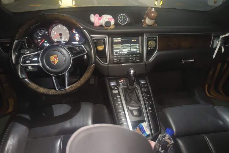 Used Porsche Macan 2014 Macan S 3.0T Center Console