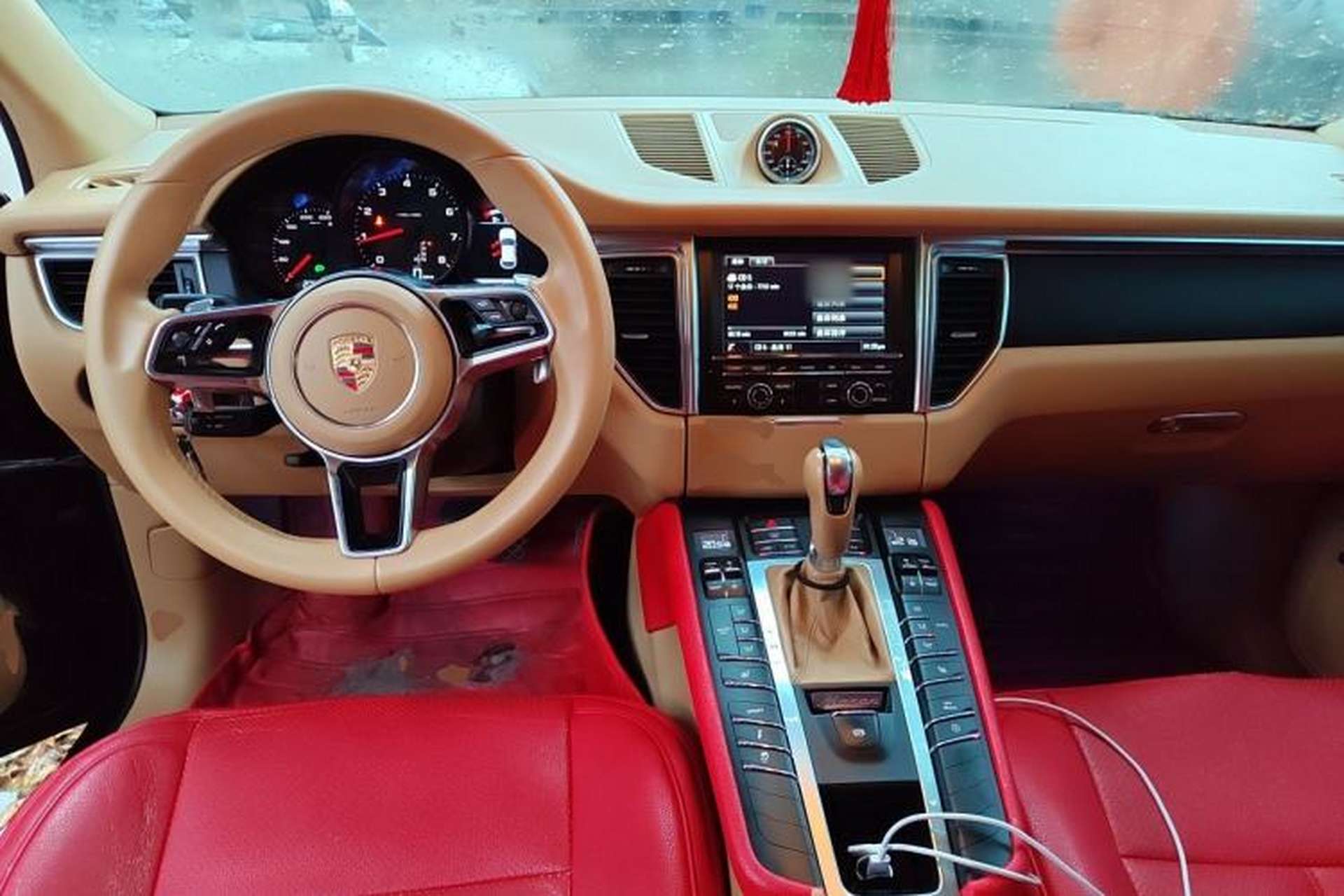Used Porsche Macan 2014 Macan 2.0T Center Console