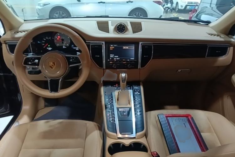 Used Porsche Macan 2014 Macan S 3.0T Center Console