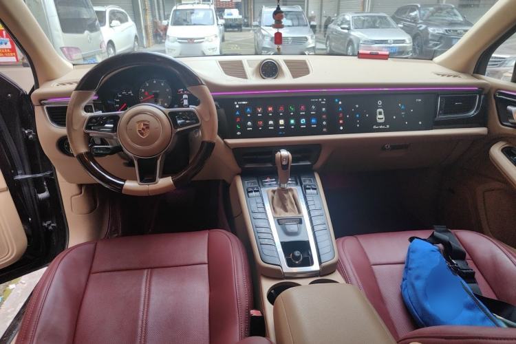 Used Porsche Macan 2014 Macan S 3.0T Center Console