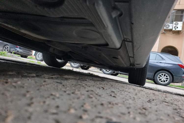 Used Porsche Macan 2014 Macan 2.0T Chassis Rear Right