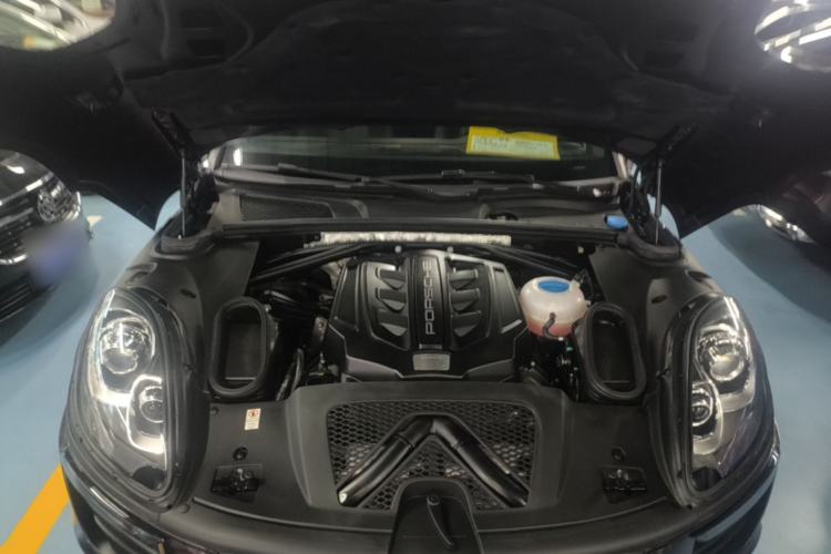 Used Porsche Macan 2014 Macan S 3.0T Engine Bay