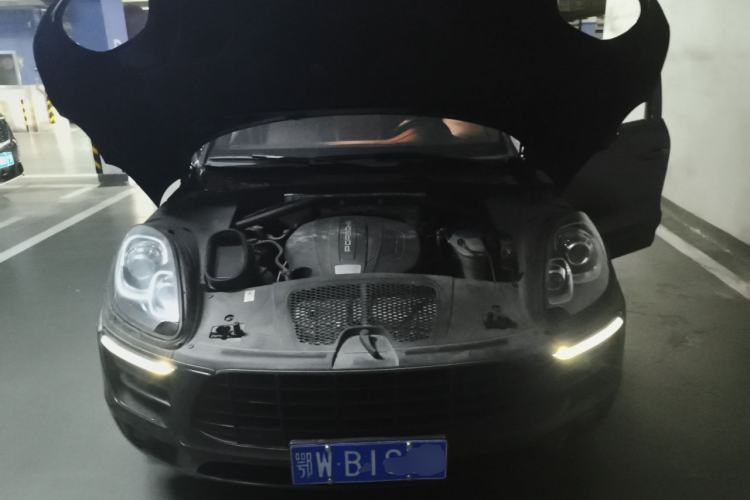 Used Porsche Macan 2014 Macan 2.0T Engine Bay
