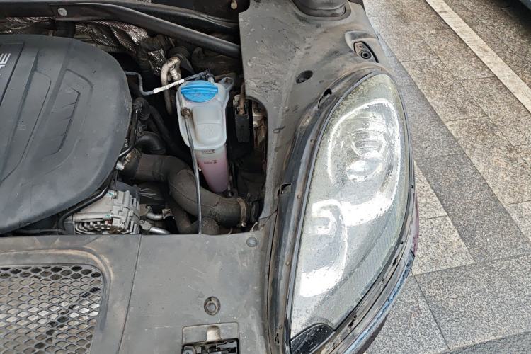 Used Porsche Macan 2014 Macan 2.0T Engine Bay Left