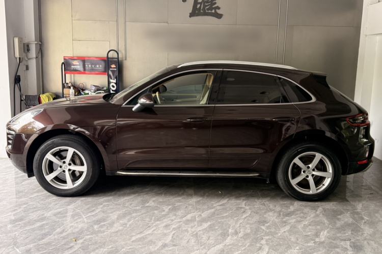 Used Porsche Macan 2014 Macan 2.0T Exterior 3
