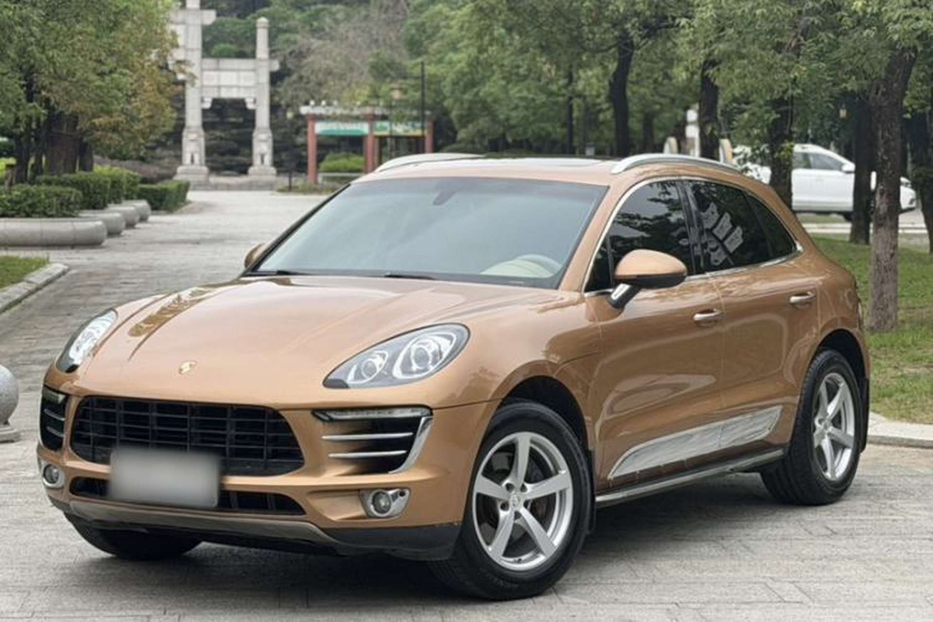Used Porsche Macan 2014 Macan 2.0T Front Left 45 Deg