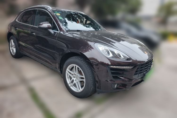 Used Porsche Macan 2014 Macan 2.0T Front Right 45 Deg