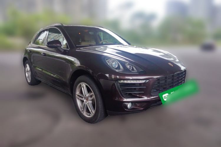 Used Porsche Macan 2014 Macan 2.0T Front Right 45 Deg