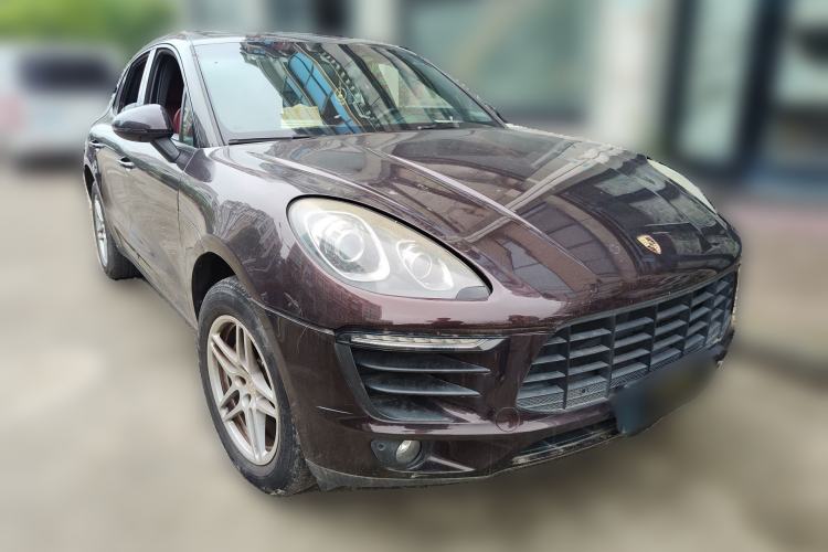 Used Porsche Macan 2014 Macan 2.0T Front Right 45 Deg