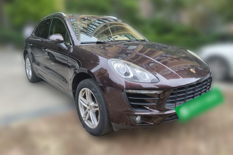 Used Porsche Macan 2014 Macan 2.0T Front Right 45 Deg
