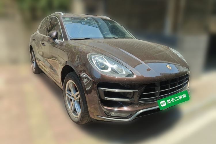 Used Porsche Macan 2014 Macan Turbo 3.6T Front Right 45 Deg