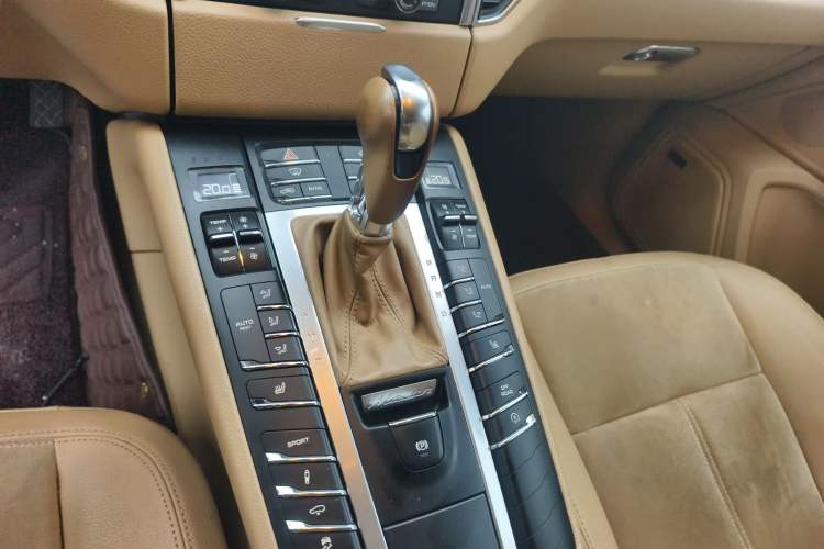 Used Porsche Macan 2014 Macan S 3.0T Gear Lever