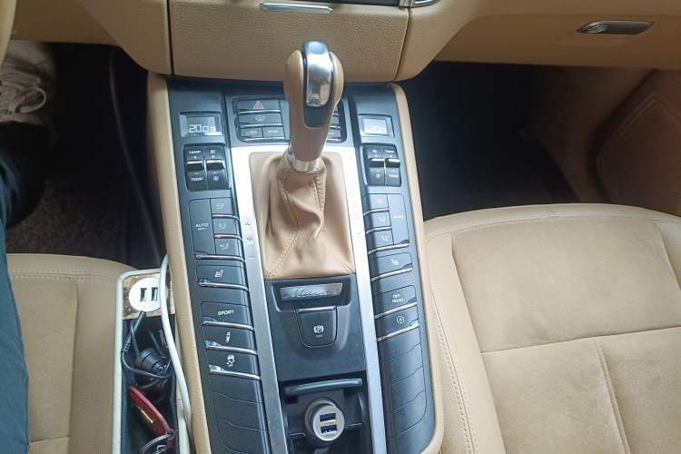 Used Porsche Macan 2014 Macan 2.0T Gear Lever