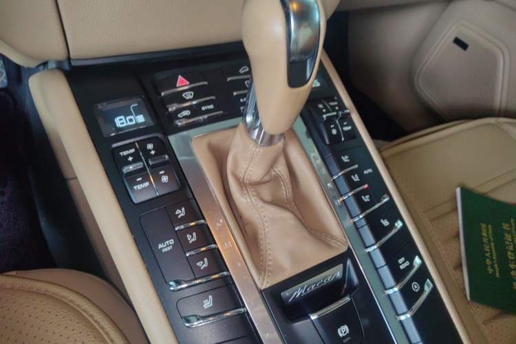 Used Porsche Macan 2014 Macan 2.0T Gear Lever