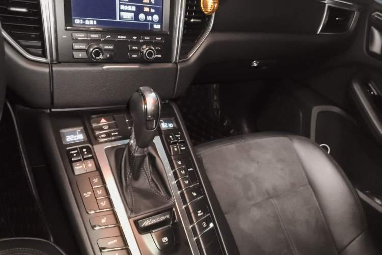 Used Porsche Macan 2014 Macan 2.0T Gear Lever
