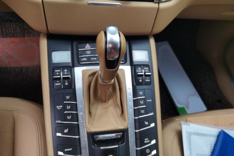 Used Porsche Macan 2014 Macan 2.0T Gear Lever