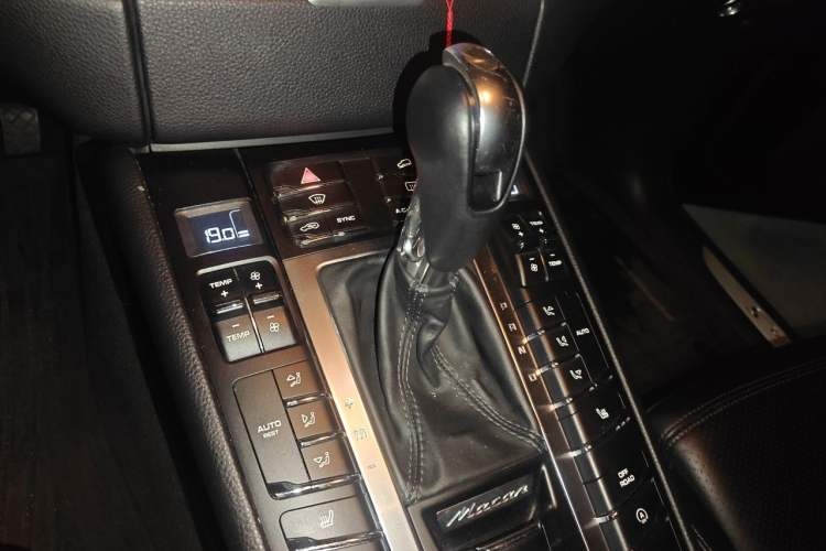 Used Porsche Macan 2014 Macan S 3.0T Gear Lever